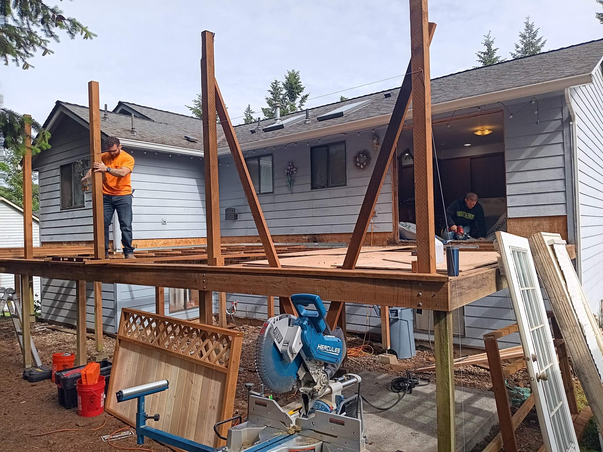 Custom Deck Installation in Oregon City, Oregon