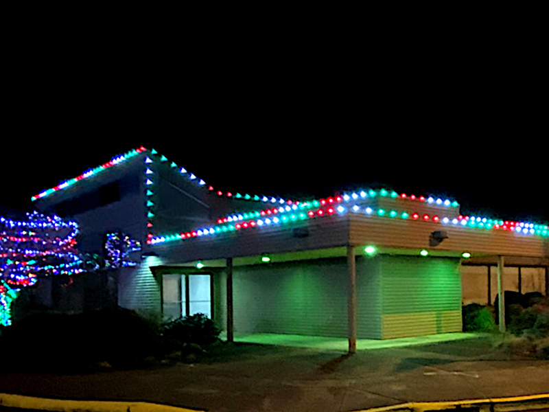 Commercial Christmas Lights Installation Sweet Home Oregon