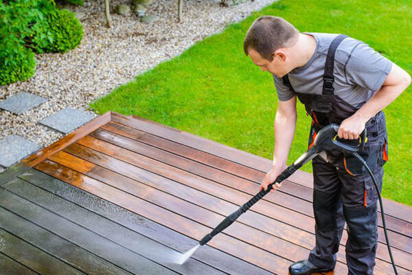 What Should Be on Your Spring Exterior Cleaning Checklist?